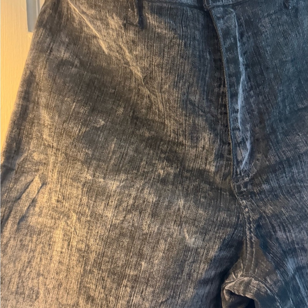 Universal thread velvet pants wide velour
Size 10 R